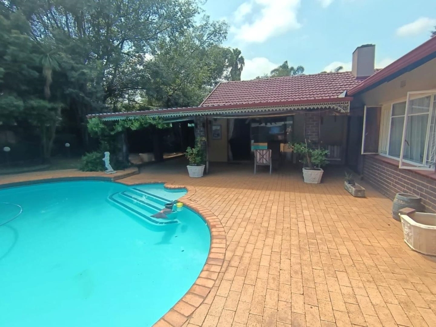 4 Bedroom Property for Sale in Morehill Gauteng