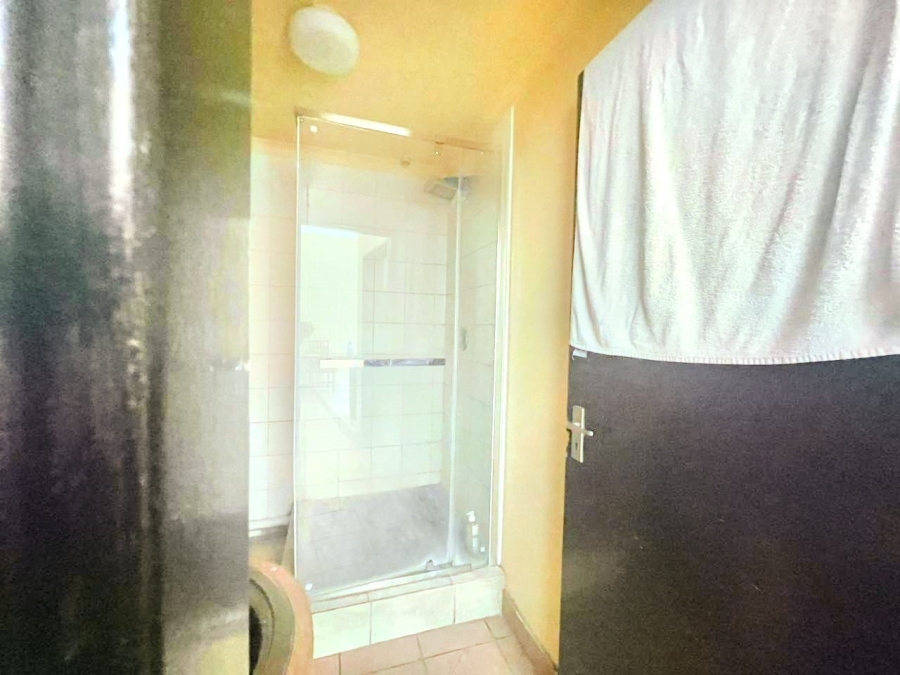 To Let 2 Bedroom Property for Rent in Braamfontein Gauteng