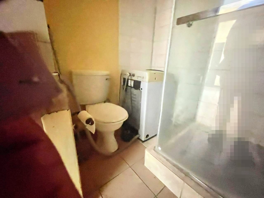 To Let 2 Bedroom Property for Rent in Braamfontein Gauteng
