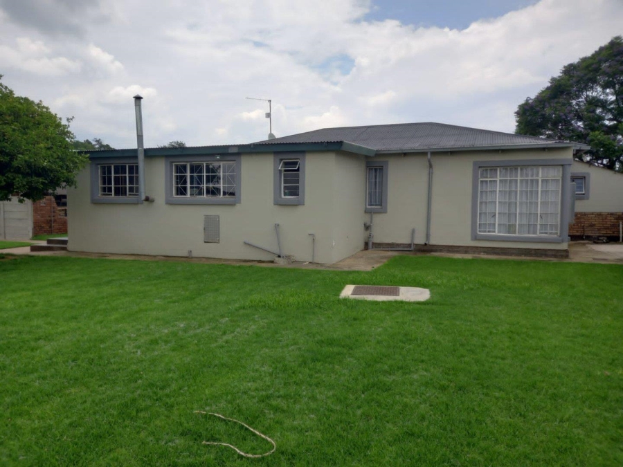 4 Bedroom Property for Sale in Hillside Gauteng