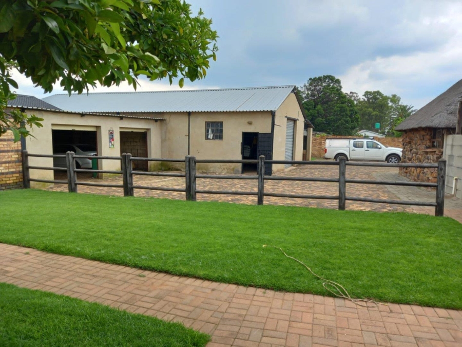 4 Bedroom Property for Sale in Hillside Gauteng