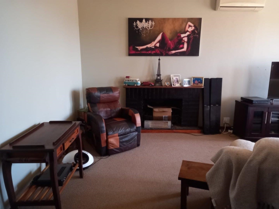 4 Bedroom Property for Sale in Hillside Gauteng