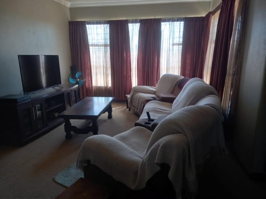 4 Bedroom Property for Sale in Hillside Gauteng