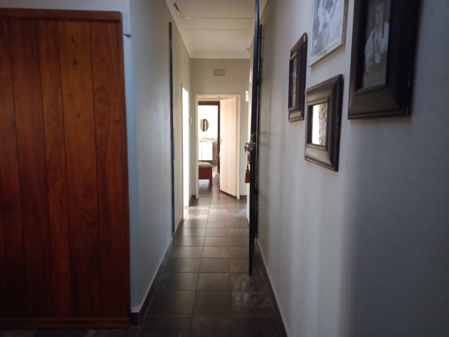 4 Bedroom Property for Sale in Hillside Gauteng