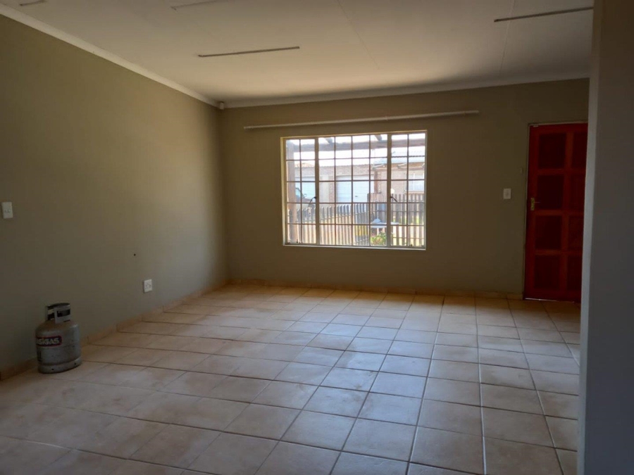 4 Bedroom Property for Sale in Hillside Gauteng