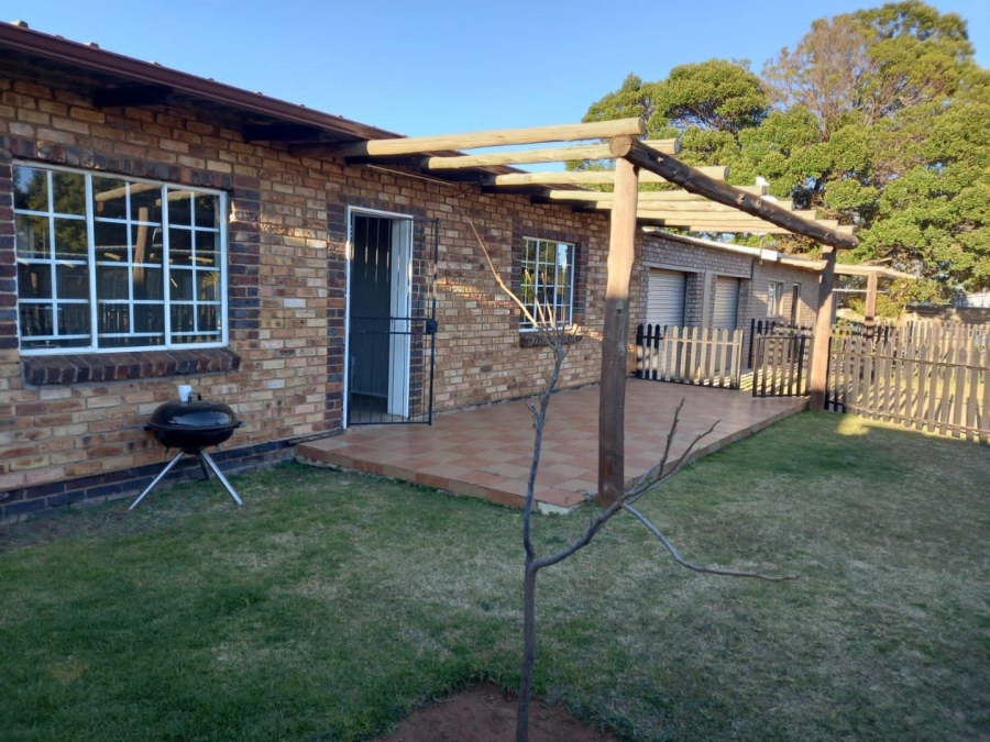 4 Bedroom Property for Sale in Hillside Gauteng