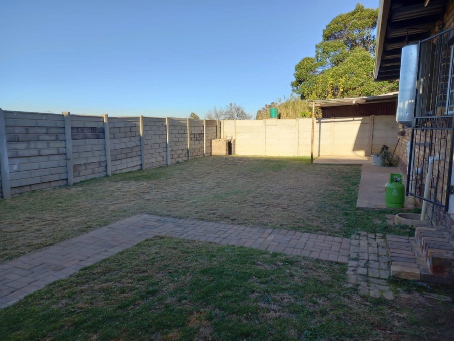 4 Bedroom Property for Sale in Hillside Gauteng