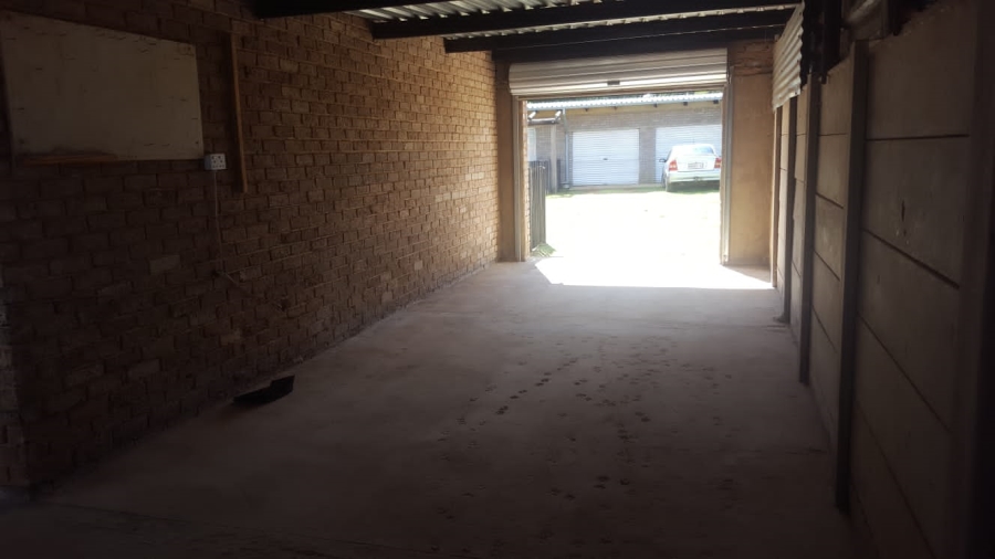 4 Bedroom Property for Sale in Hillside Gauteng