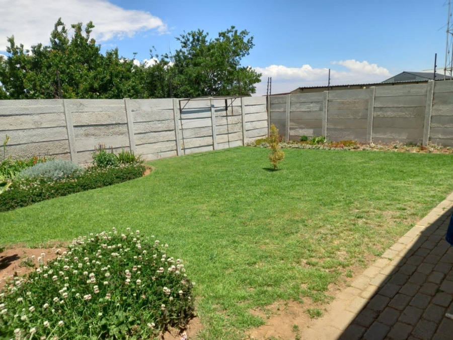 4 Bedroom Property for Sale in Hillside Gauteng