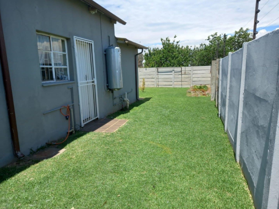4 Bedroom Property for Sale in Hillside Gauteng