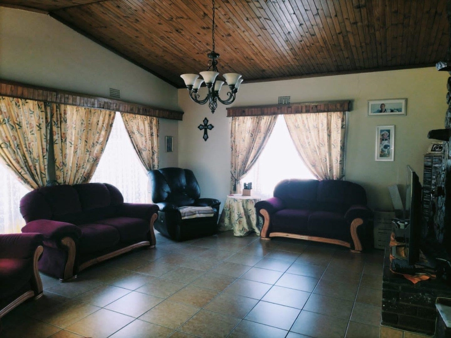 4 Bedroom Property for Sale in Greenhills Gauteng