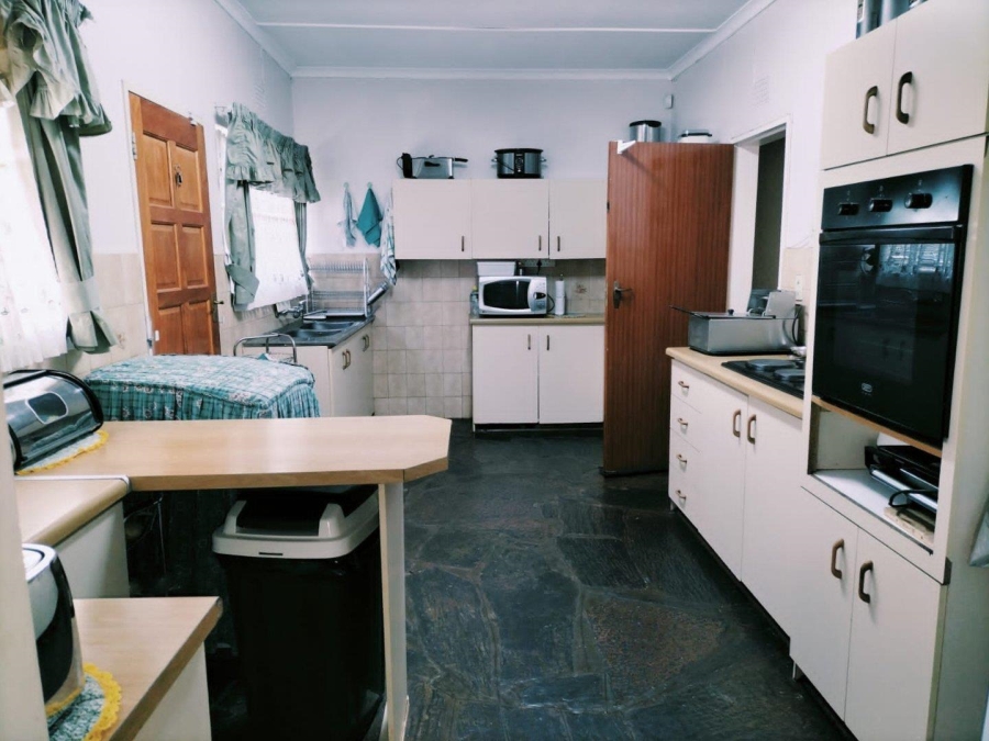 4 Bedroom Property for Sale in Greenhills Gauteng