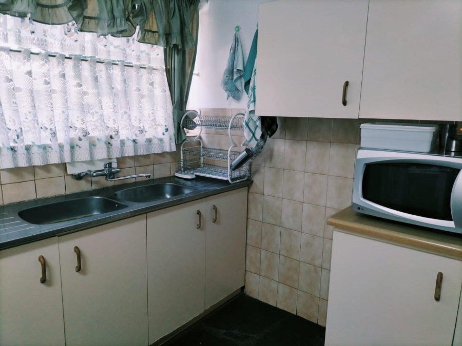 4 Bedroom Property for Sale in Greenhills Gauteng