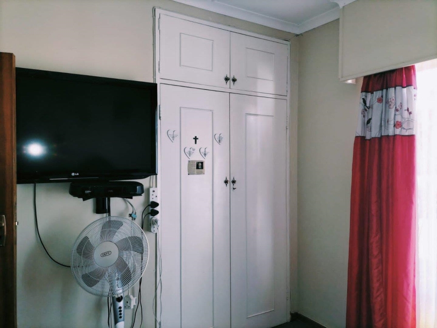 4 Bedroom Property for Sale in Greenhills Gauteng