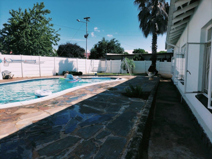 4 Bedroom Property for Sale in Greenhills Gauteng