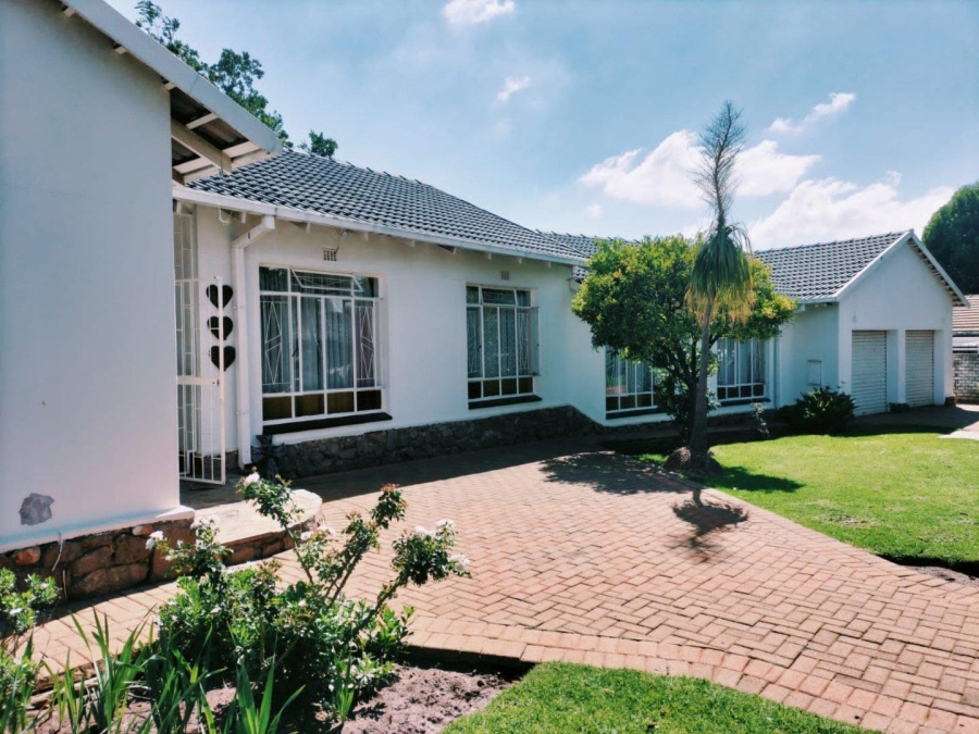 4 Bedroom Property for Sale in Greenhills Gauteng