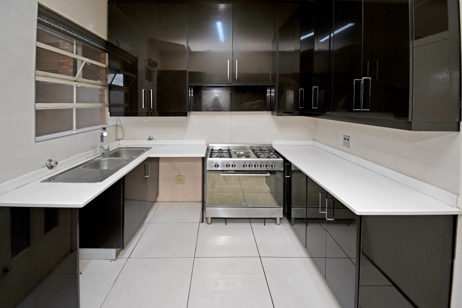2 Bedroom Property for Sale in Houghton Estate Gauteng