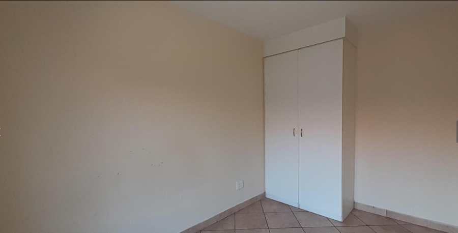 2 Bedroom Property for Sale in Kosmosdal Gauteng