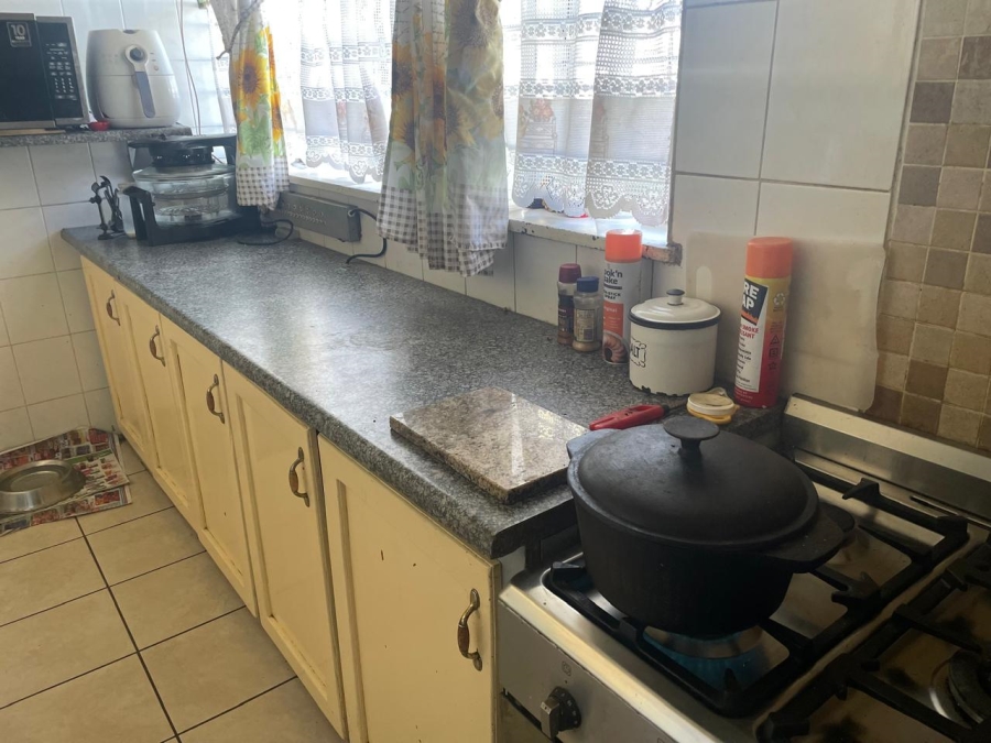 4 Bedroom Property for Sale in Edleen Gauteng
