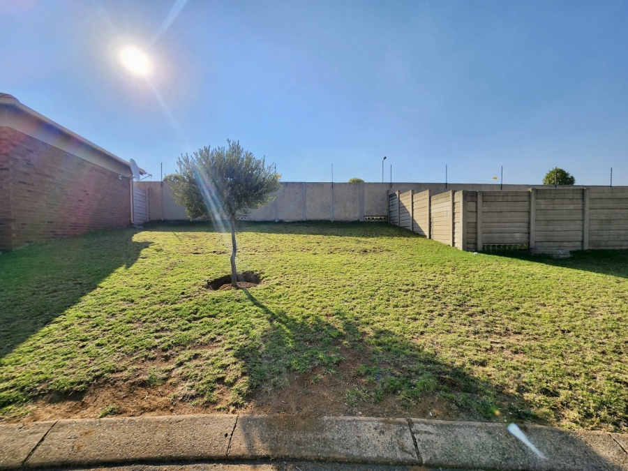 3 Bedroom Property for Sale in Thatch Hill Estate Gauteng