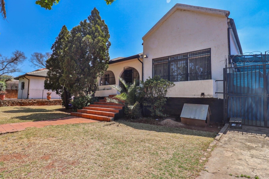 11 Bedroom Property for Sale in Jeppestown Gauteng