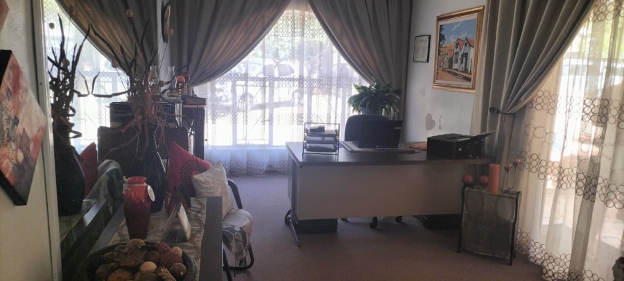 3 Bedroom Property for Sale in Helikonpark Gauteng