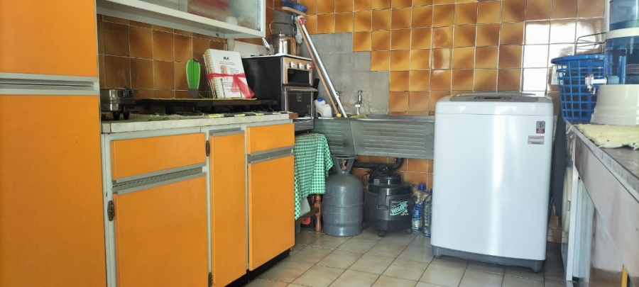 3 Bedroom Property for Sale in Helikonpark Gauteng