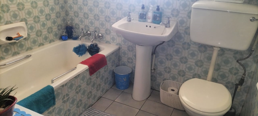 3 Bedroom Property for Sale in Helikonpark Gauteng