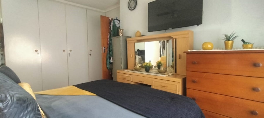 3 Bedroom Property for Sale in Helikonpark Gauteng