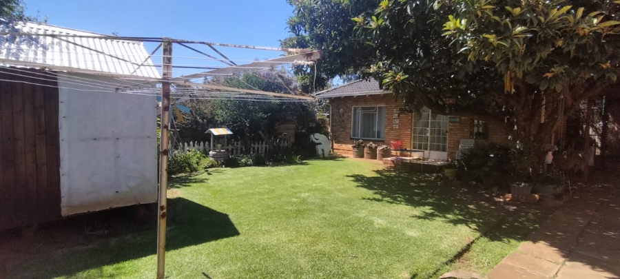 3 Bedroom Property for Sale in Helikonpark Gauteng