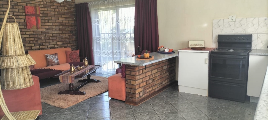 3 Bedroom Property for Sale in Helikonpark Gauteng