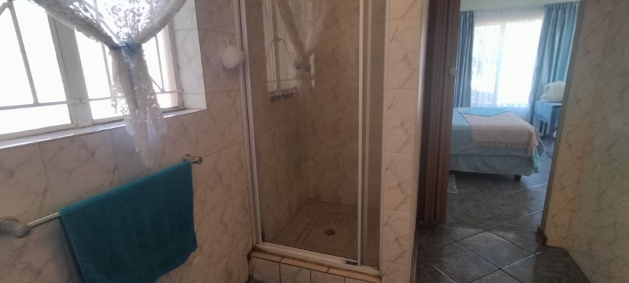 3 Bedroom Property for Sale in Helikonpark Gauteng