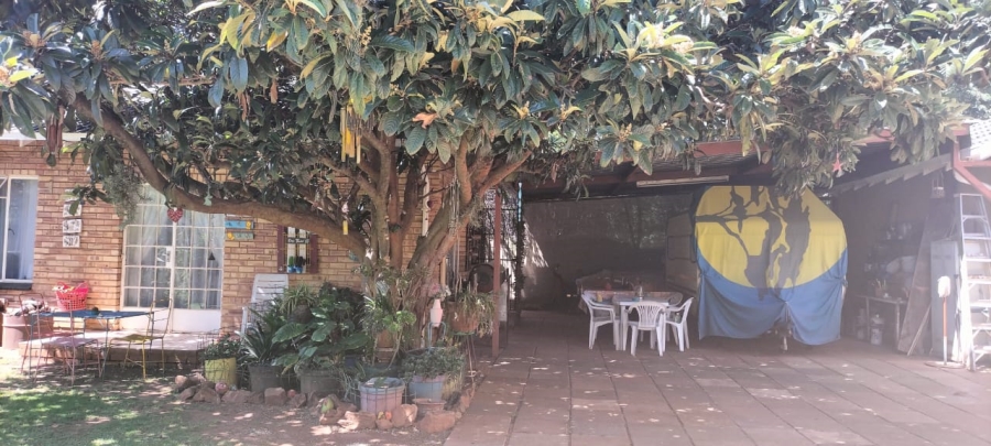 3 Bedroom Property for Sale in Helikonpark Gauteng