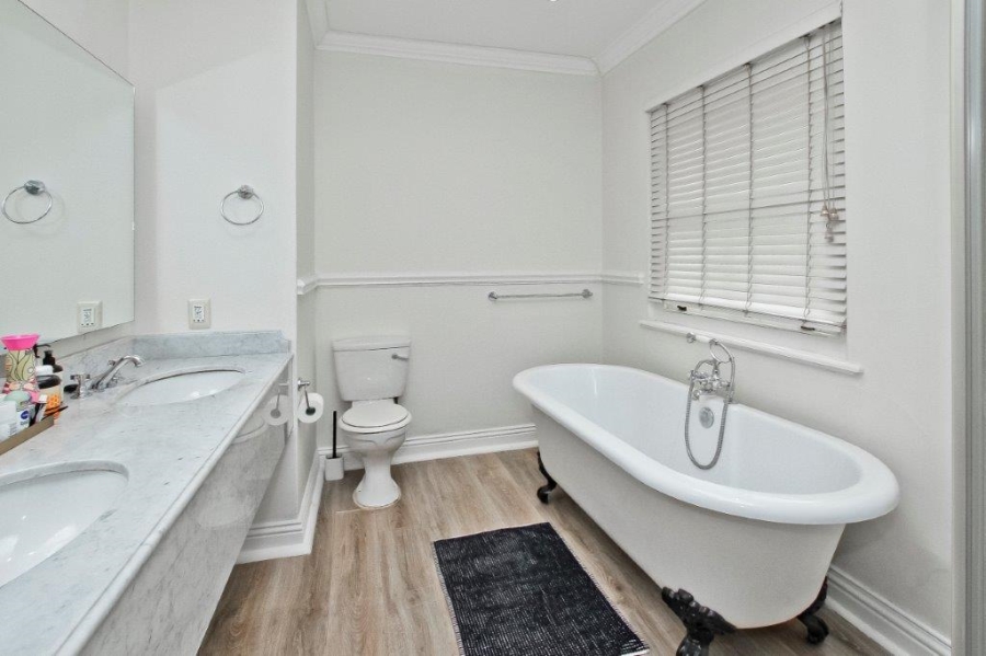 2 Bedroom Property for Sale in Illovo Gauteng