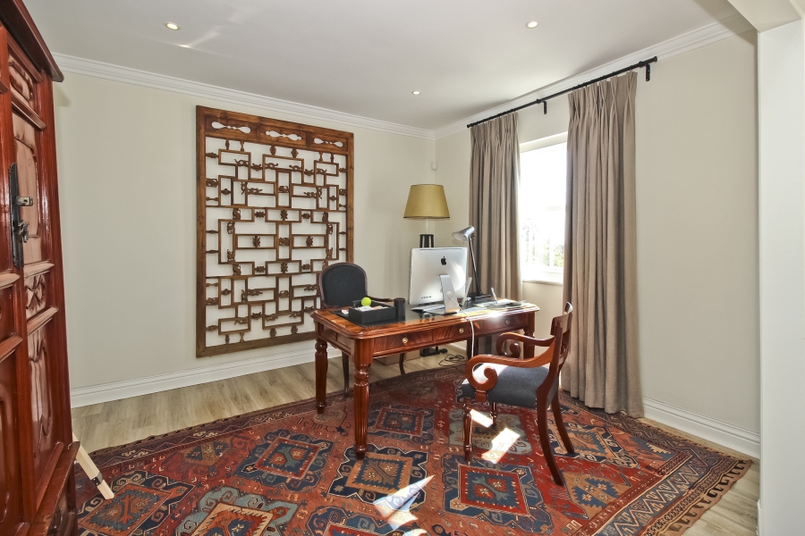 2 Bedroom Property for Sale in Illovo Gauteng