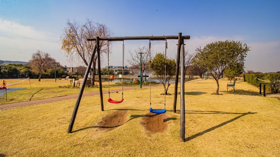 5 Bedroom Property for Sale in Aspen Hills Gauteng