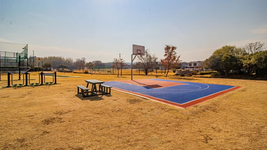 5 Bedroom Property for Sale in Aspen Hills Gauteng