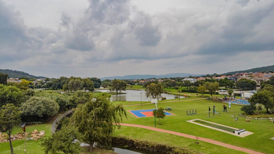 5 Bedroom Property for Sale in Aspen Hills Gauteng