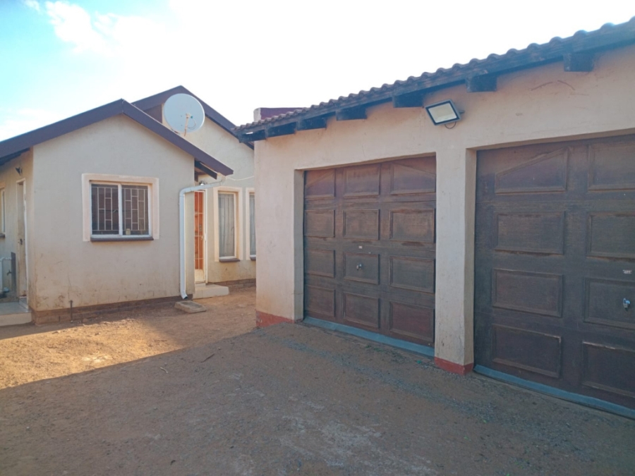 2 Bedroom Property for Sale in Lakeside Gauteng