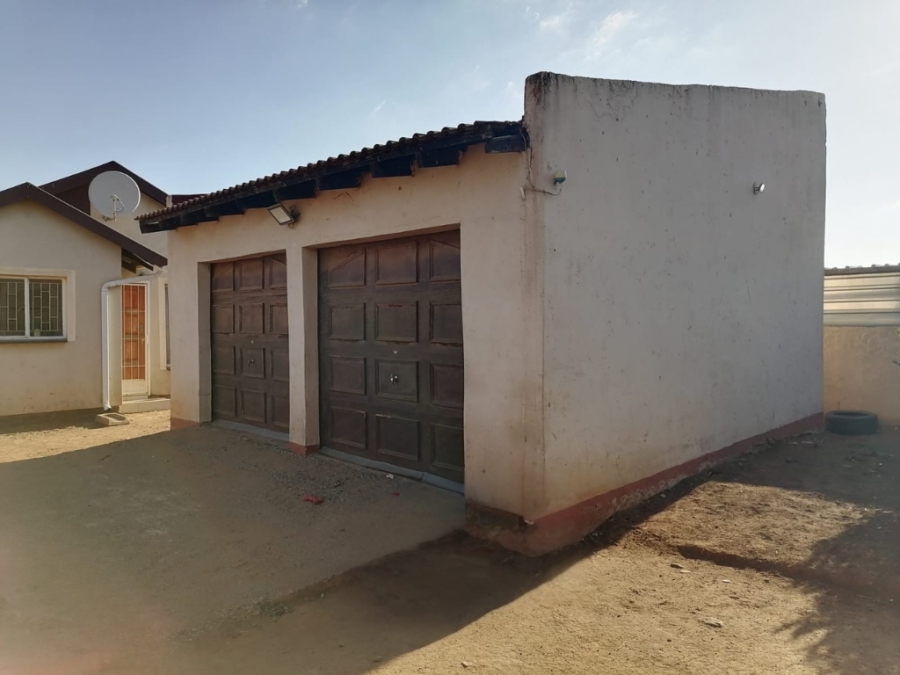 2 Bedroom Property for Sale in Lakeside Gauteng
