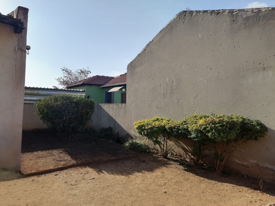 2 Bedroom Property for Sale in Lakeside Gauteng