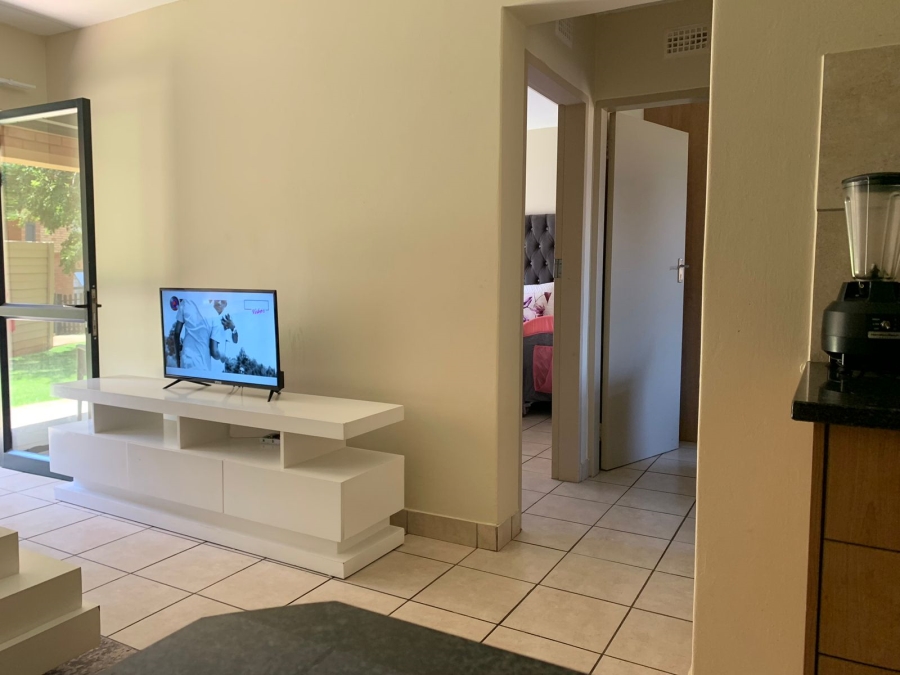 To Let 2 Bedroom Property for Rent in Olympus AH Gauteng