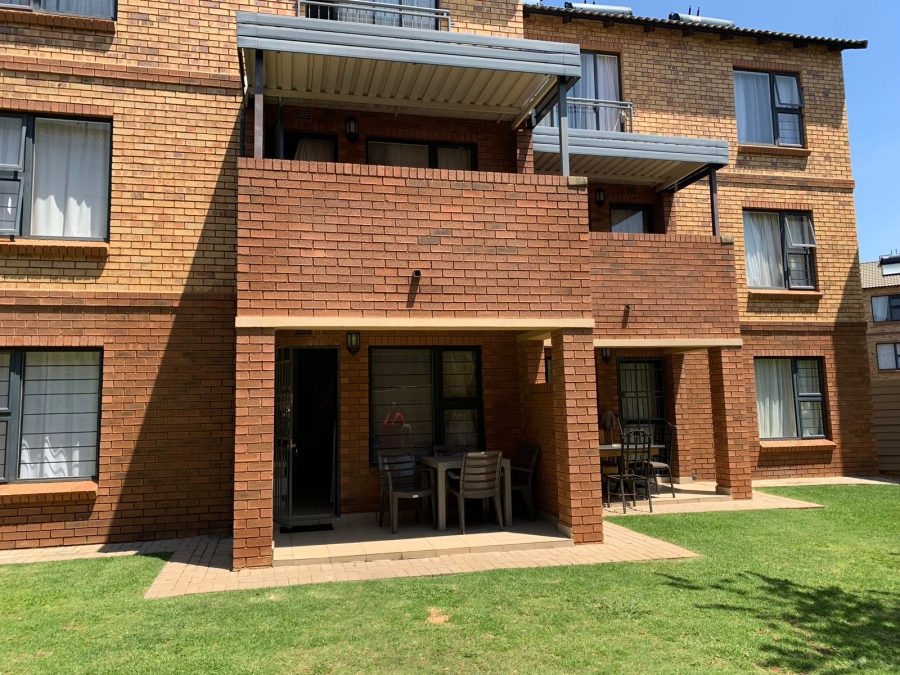 To Let 2 Bedroom Property for Rent in Olympus AH Gauteng