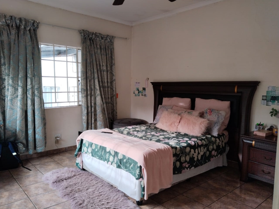 3 Bedroom Property for Sale in Rothdene Gauteng