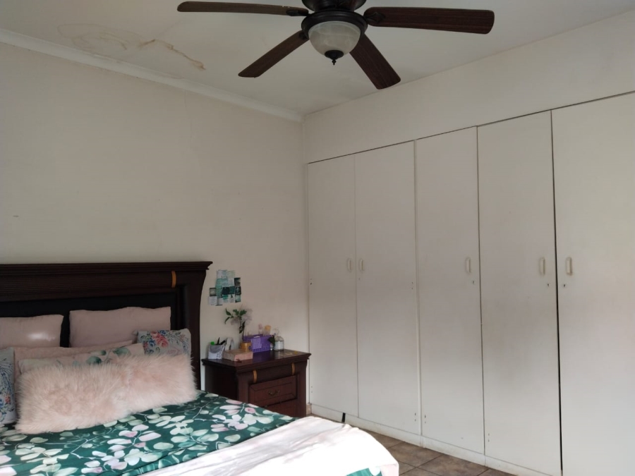 3 Bedroom Property for Sale in Rothdene Gauteng