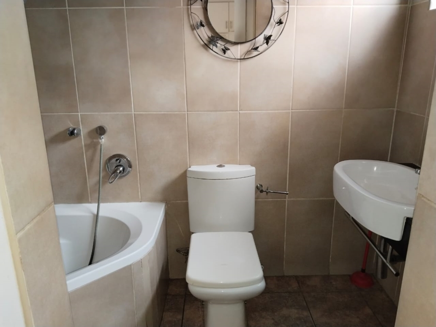 3 Bedroom Property for Sale in Rothdene Gauteng
