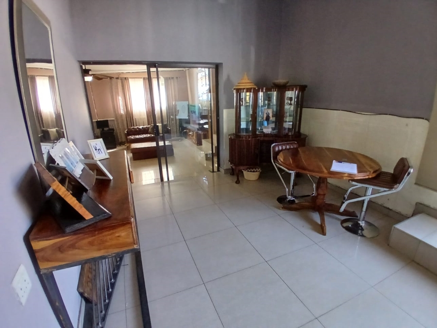 3 Bedroom Property for Sale in Rothdene Gauteng