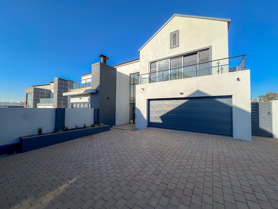 3 Bedroom Property for Sale in Midstream Estate Gauteng