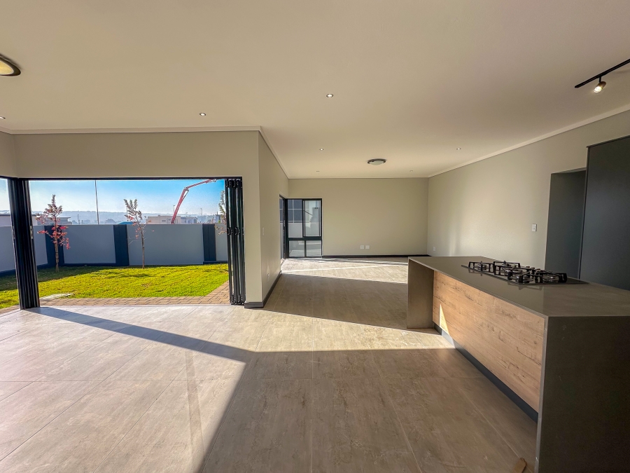 3 Bedroom Property for Sale in Midstream Estate Gauteng