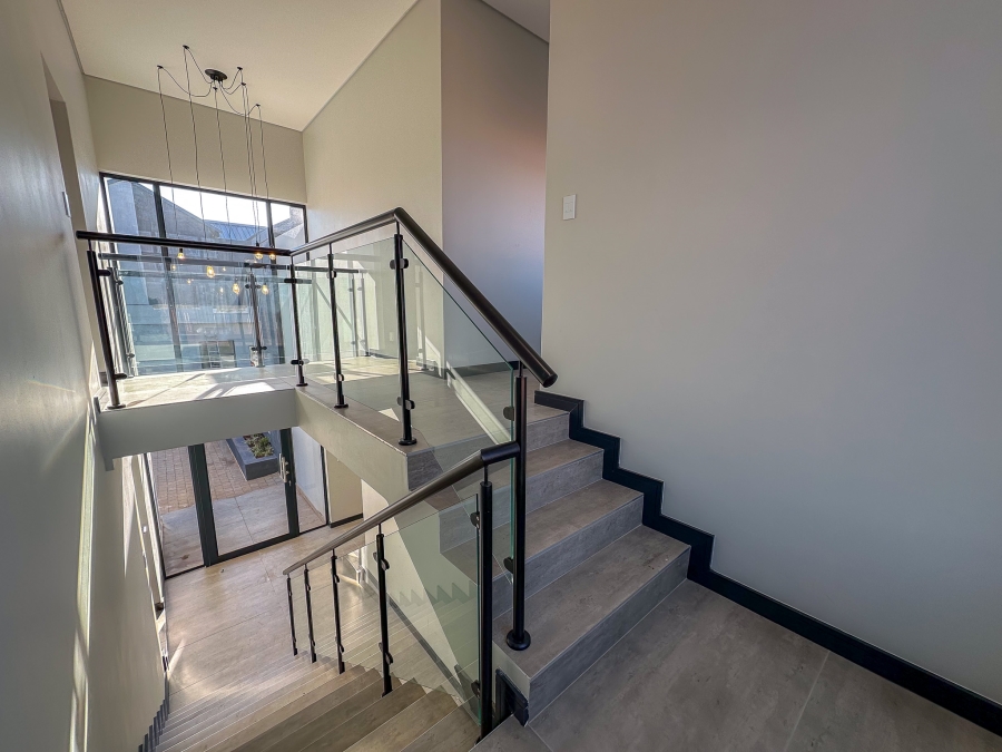 3 Bedroom Property for Sale in Midstream Estate Gauteng